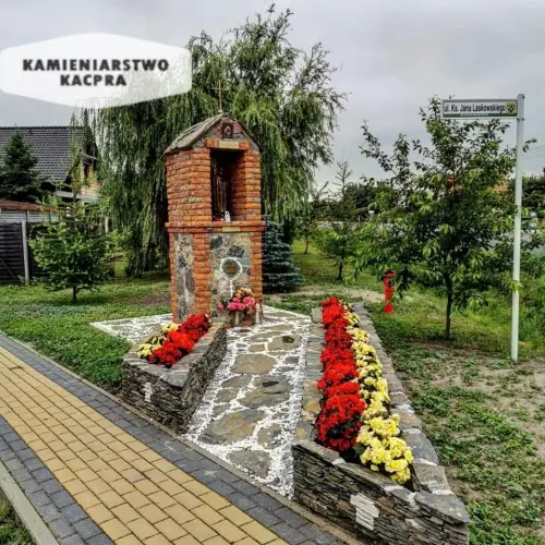 Kapliczka wykonana przez Kamieniarstwo Kacpra