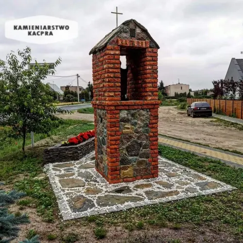 Kapliczka wykonana przez Kamieniarstwo Kacpra