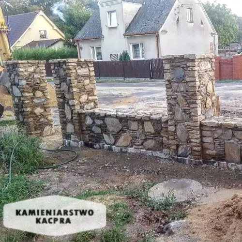 Płot wykonany przez Kamieniarstwo Kacpra